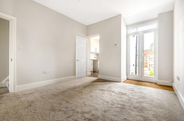 2 bedroom terraced house to rent - Photo 1