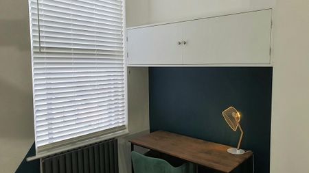 4 bedroom terraced house to rent - Photo 3