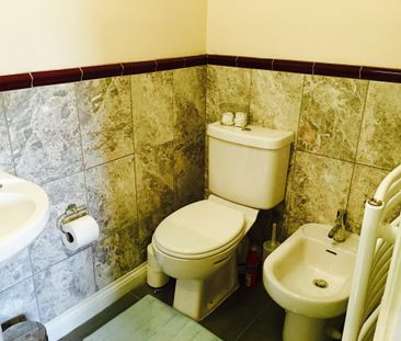 4 bedroom detached house to rent - Photo 5