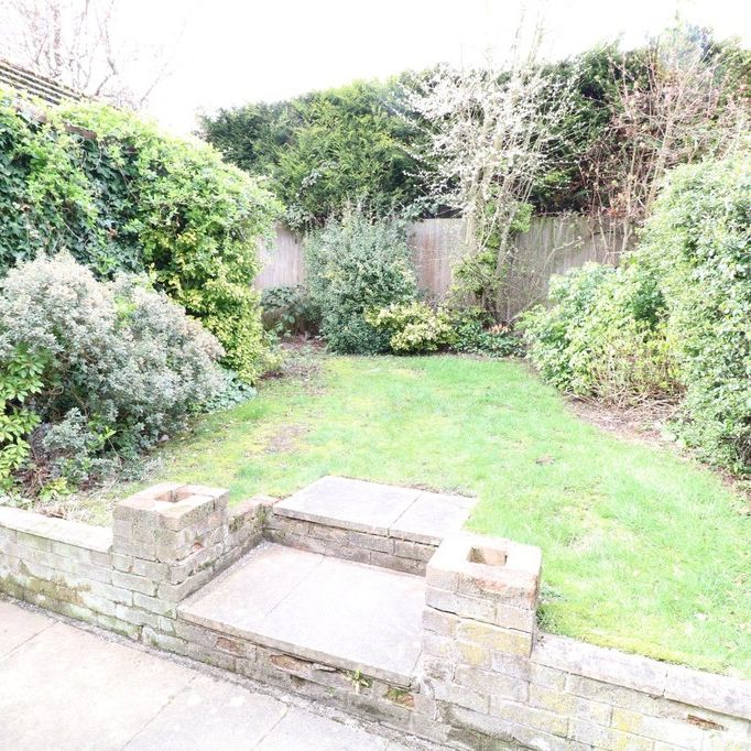 Barton Drive, Knowle, Solihull, B93 - Photo 1