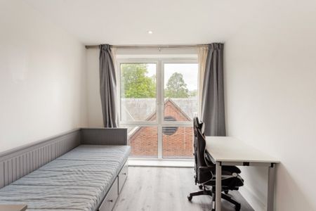 2 bedroom flat to rent - Photo 2