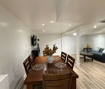 For Lease - 97 Echo Ridge Crescent, Vaughan, Ontario - Photo 2