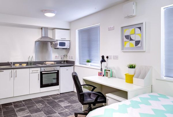 1 bedroom apartment to rent - Photo 1