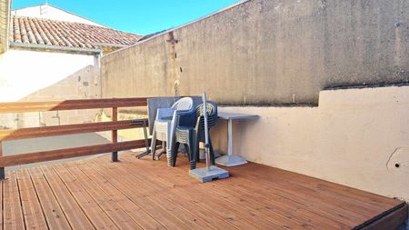 Location - Appartement T3 de 99 m² avec terrasse et balcon - Photo 2