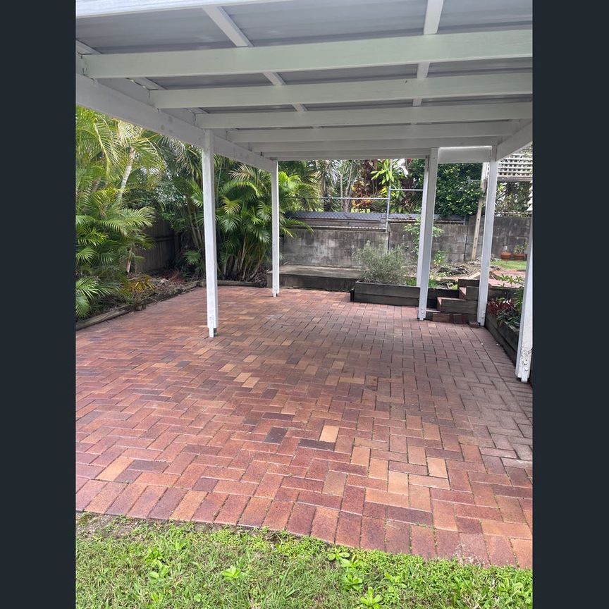 3 Calonne Street, Upper Mount Gravatt, Qld 4122 - Photo 1