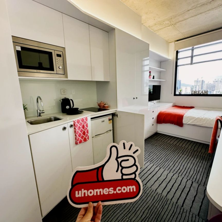 Signature Studio Apartment - Photo 1