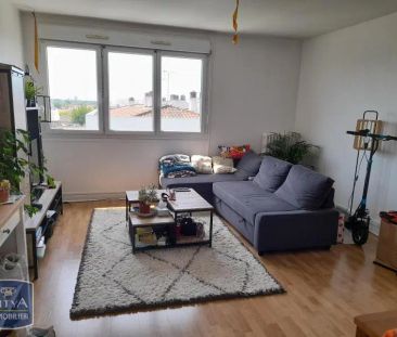 Appartement à louer 4 pièces 66.8m² - Photo 3