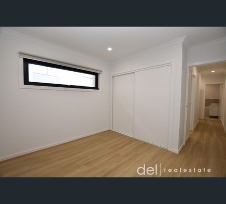 5/17 Menzies Avenue, Dandenong North, Vic 3175 - Photo 5