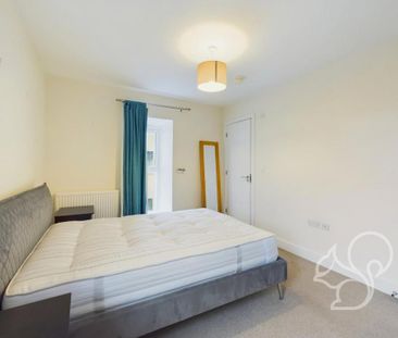 2 bedroom apartment to rent - Photo 3