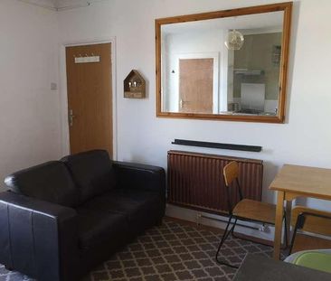 Garland Road, Poole, BH15 - Photo 3