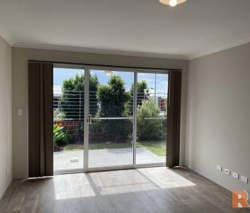Quiet Location - Dual Key Property - Photo 2