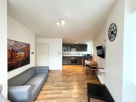 2 bedroom apartment to rent - Photo 2