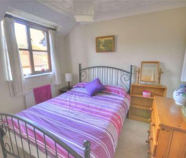 Brook Mead, Milford, Godalming, Surrey, GU8 - Photo 1