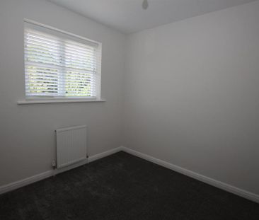 2 bedroom semi-detached house to rent - Photo 2