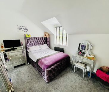 4 bedroom townhouse to rent - Photo 4