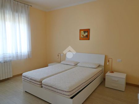 Villa singola in affitto - Photo 3