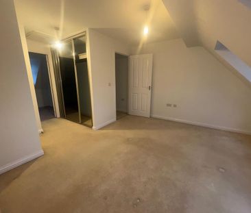 3 bedroom terraced house to rent - Photo 3