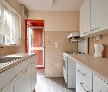 Cardiff Road, WATFORD - Photo 2