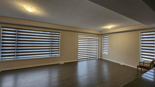 For Lease - 220 Leslie Davis Street, North Dumfries, Ontario - Photo 1