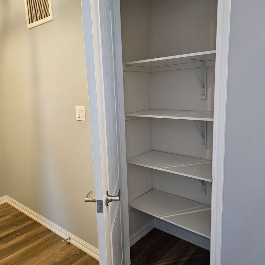 For Lease - 18 Betterton Crescent, Brampton, Ontario - Photo 1