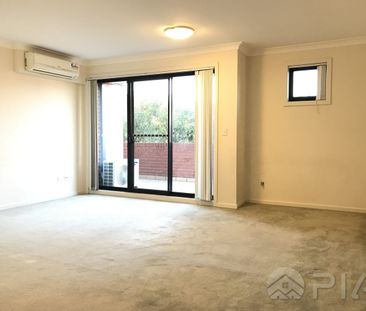 2 bedroom unit available available - Perfect for family!! - Photo 6