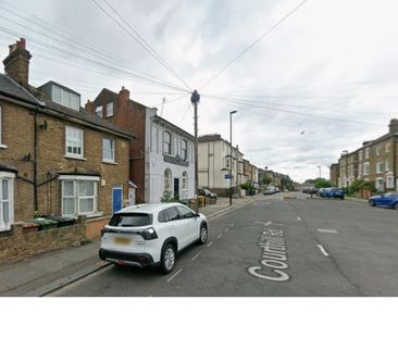 Studio Flat, Courthill Road, SE13 - Photo 1