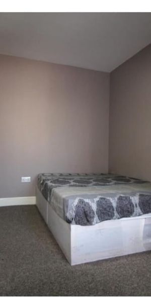 Room in a Shared House, Violet Road, E17 - Photo 1