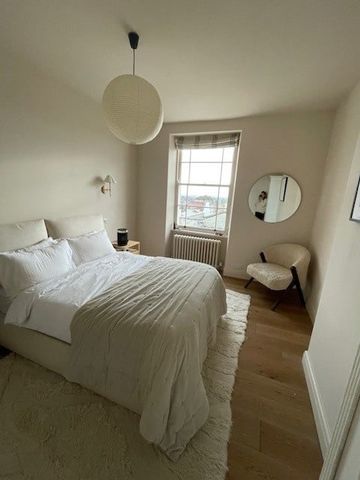 2 Bed Flat, Gloucester Row, BS8 - Photo 4
