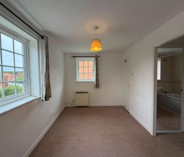 1 bedroom terraced house to rent - Photo 2