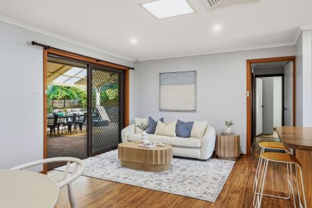 Ideal Family Living - Photo 4