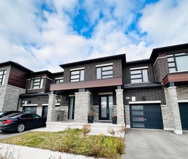 For Lease - 166 Ogston Crescent, Whitby, Ontario - Photo 3