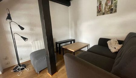 Appartement 1 pièces 28m2 REIMS 530 euros - Photo 2