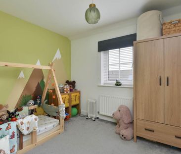 2 bedroom semi-detached house to rent - Photo 5