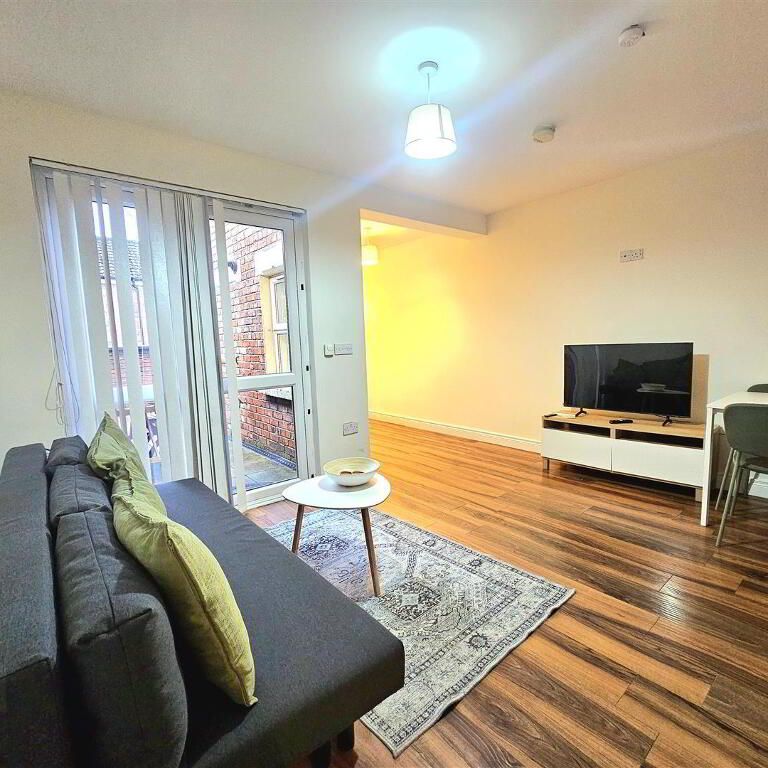 52 Deacon Street, Belfast, BT15 3EG - Photo 1