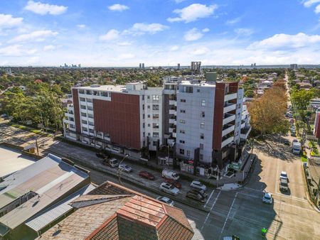 Spacious, Modern & Perfectly Positioned in Strathfield - Photo 5