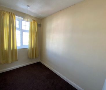 Lavender Avenue, Coundon, Coventry - Photo 4