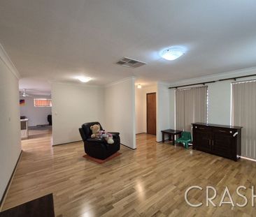 4x1 House in Eden Hill with Dual Driveway & Heaps of Parking - Photo 2