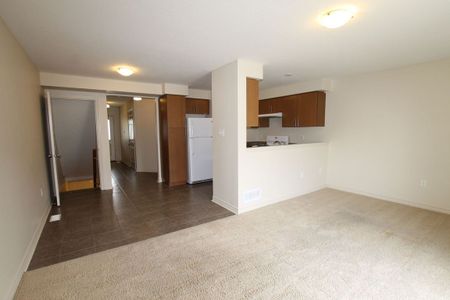 44 Waterford Drive - Photo 5