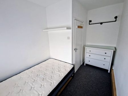 3 Bed Flat, Matilda House, E1W - Photo 3