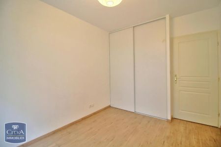 Appartement à louer 3 pièces 75.05m² - Photo 2