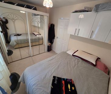 3 bedroom semi-detached bungalow to rent - Photo 6