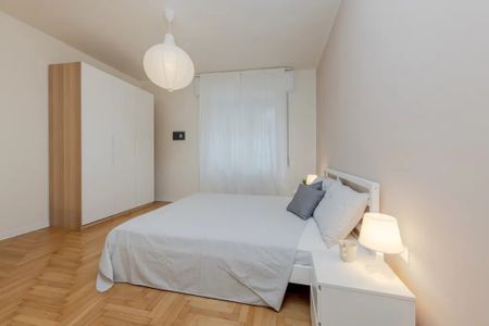 Via Giovanni Pascoli, Padova, Veneto 35125 - Photo 2