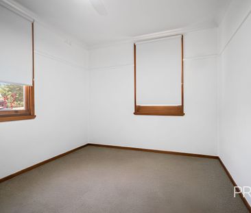 20 Fernleigh Road, Mount Austin NSW 2650 - Photo 6