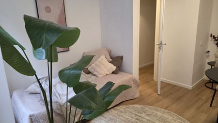 Op rustige locatie nabij de gezellige binnenstad gelegen deze studio - Photo 3