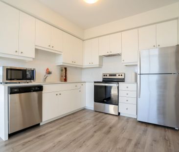 For Lease - 251 Northfield Drive Unit# 322, Waterloo, Ontario - Photo 3