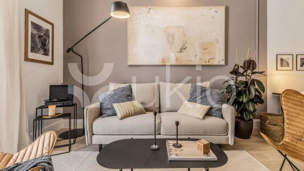 Apartamento de alquiler en Calle de Los Madrazo, Cortes - Huertas - Photo 1