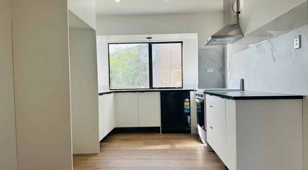 Freshly Renovated House Ready for Rent - Photo 2