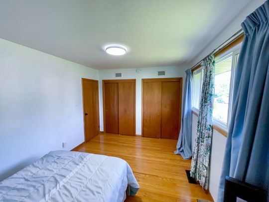 For Lease - 4 VALLEY Road, St. Catharines, Ontario - Photo 1