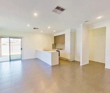 “Wonderful Family home” - Photo 3