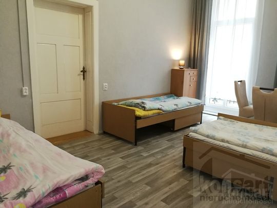 Mieszkanie pracownicze, dla 10-12 osób, centrum - Photo 1
